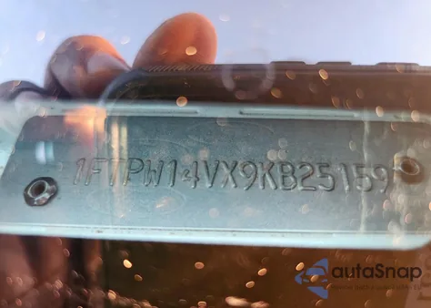 2009 Ford F150 Supercrew z USA, uszkodzony, nr VIN 1FTPW14VX9KB25159